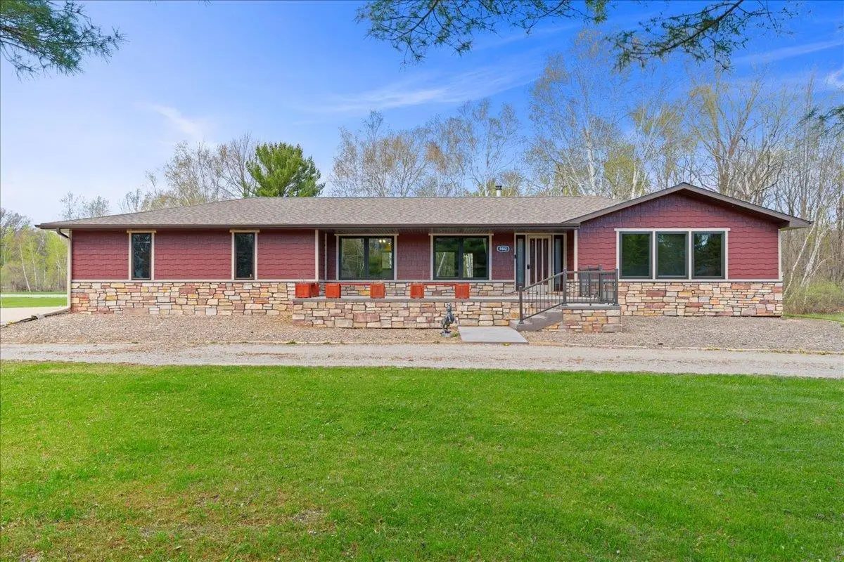 4482 FOREST ROAD, Oneida, WI 54155 - #1