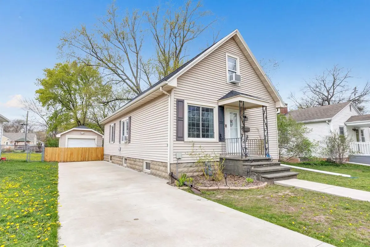 1104 13TH AVENUE, Green Bay, WI 54304 - #1