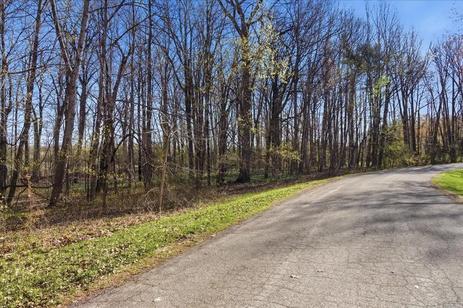CIRCLE ROAD, Luxemburg, WI 54217 - #3