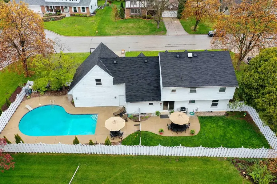 618 BORDEAUX, Green Bay, WI 54301 - #2