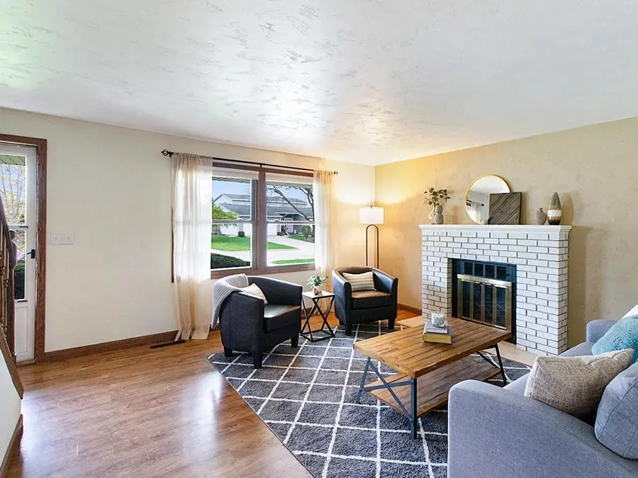 3638 GLENHAVEN LANE, Green Bay, WI 54301 - #3