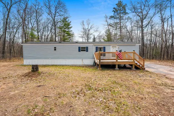 16316 MARTIN LANE, Crivitz, WI 54114