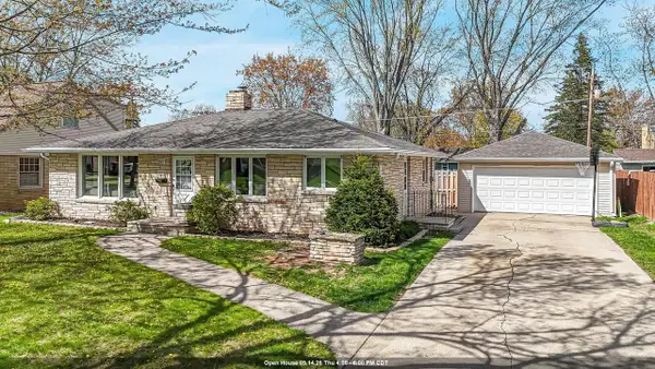 801 BOMIER STREET, De Pere, WI 54115
