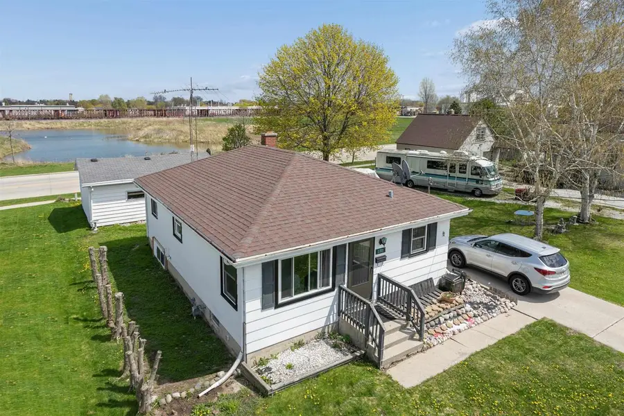 1311 S 31ST STREET, Manitowoc, WI 54220 - #2
