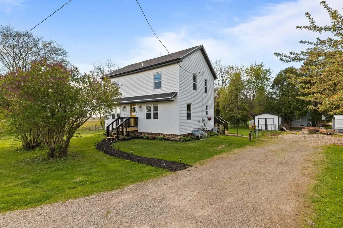 4461 COUNTY ROAD G, Oshkosh, WI 54904 - #1