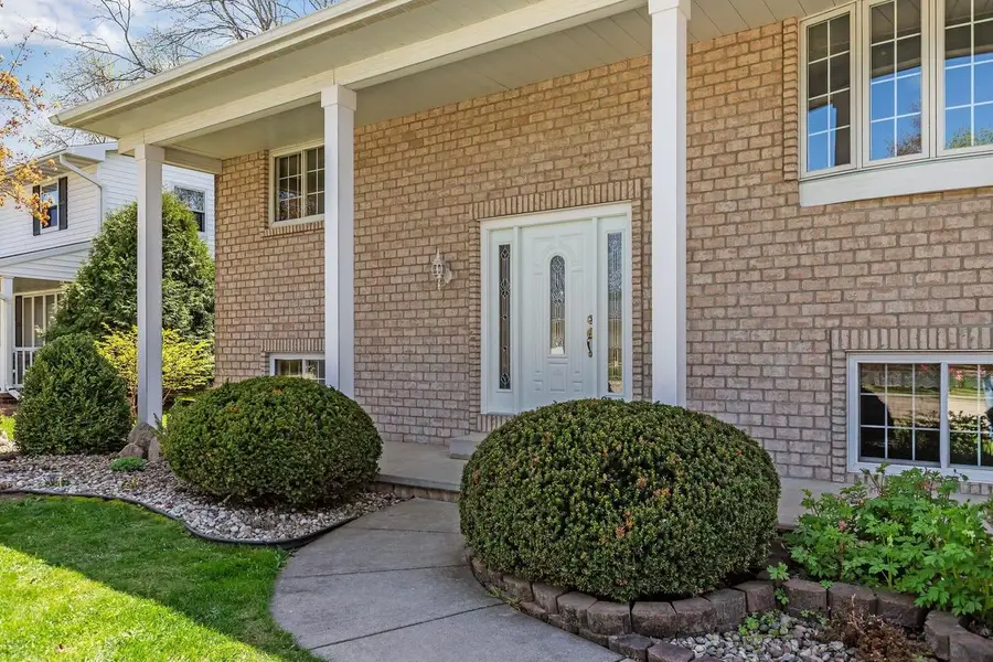 707 PIERCE AVENUE, Little Chute, WI 54140 - #3