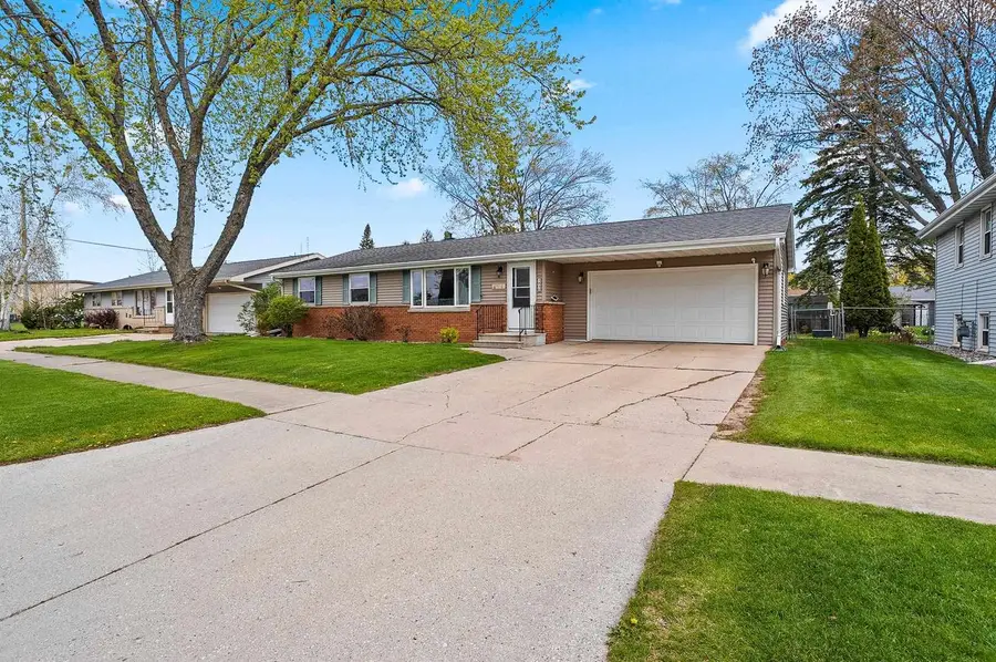 1870 GARY LANE, Green Bay, WI 54303 - #2