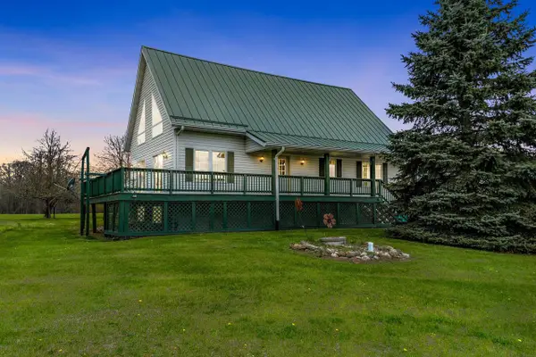 N7437 COUNTY ROAD GG, Crivitz, WI 54114