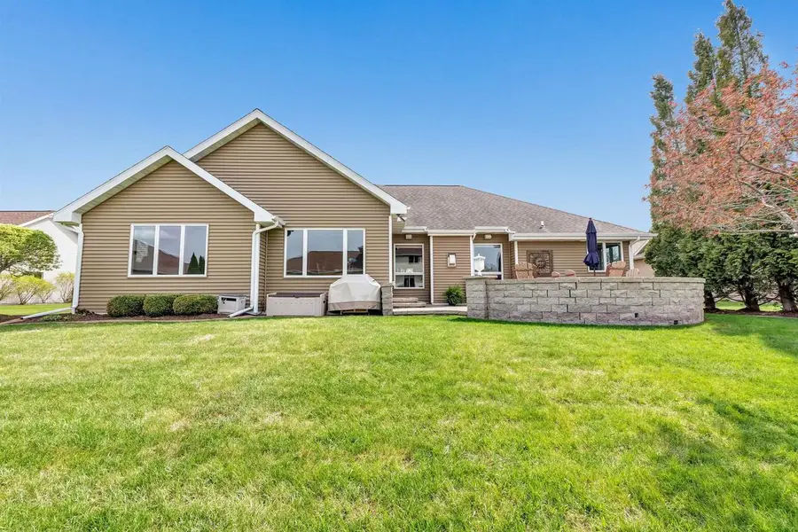 960 SPRINGFIELD DRIVE, De Pere, WI 54115 - #2