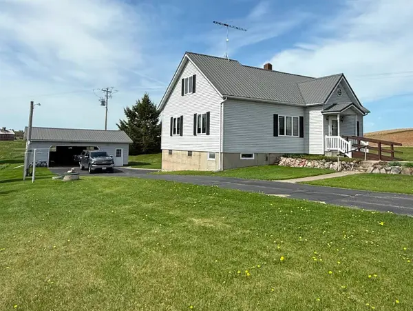W9789 RIVER BANK ROAD, Clintonville, WI 54929