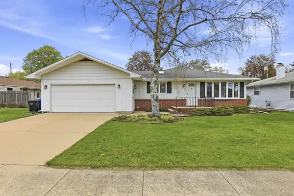 1024 W ROBERTS AVENUE, Appleton, WI 54914