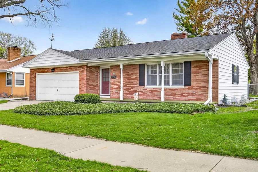 1221 DIVISION STREET, Green Bay, WI 54303 - #2