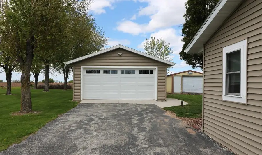 W616 COUNTY RD S, Kaukauna, WI 54130 - #2