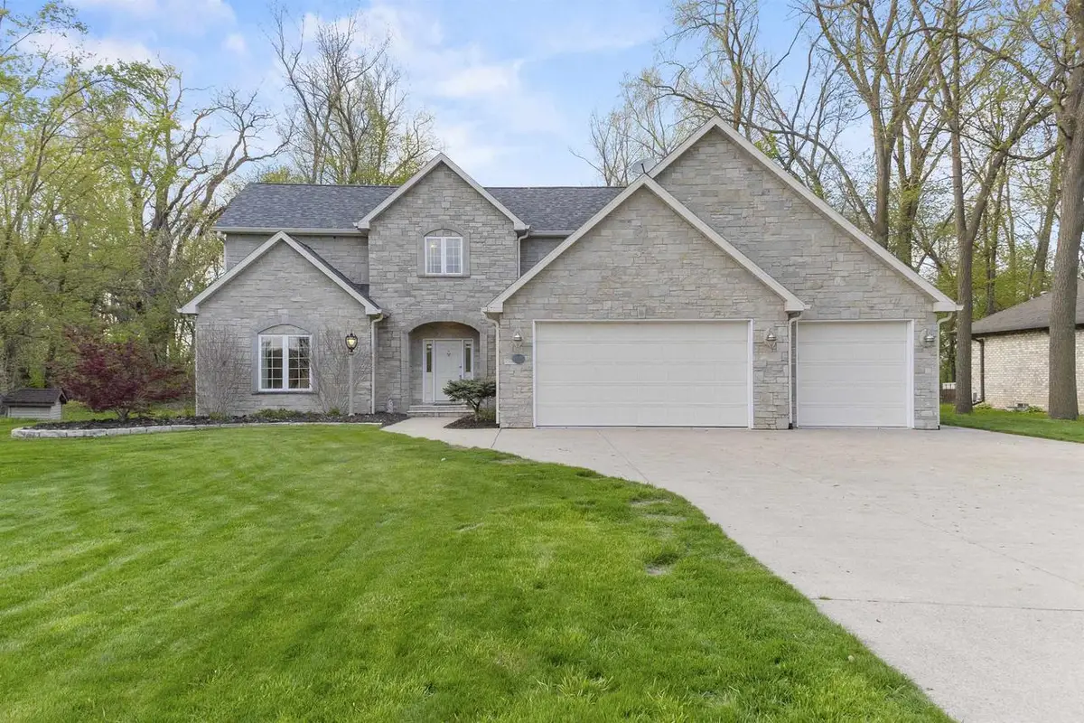 5100 STREICH LANE, Oshkosh, WI 54902 - #1