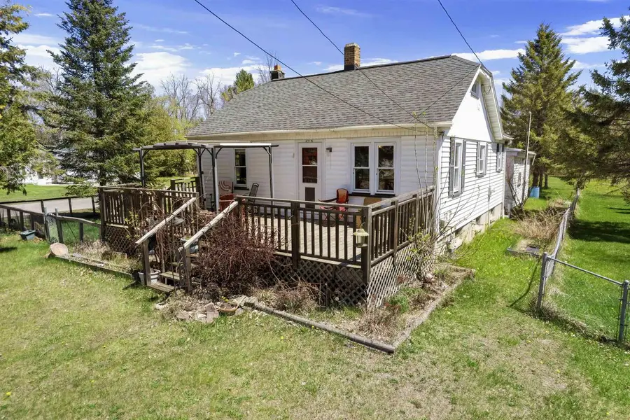 4518 10TH STREET, Menominee, MI 49858 - #2