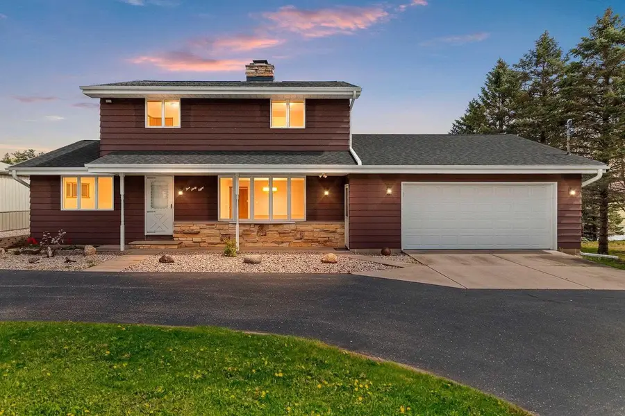 568 N NASH STREET, Hortonville, WI 54944 - #2