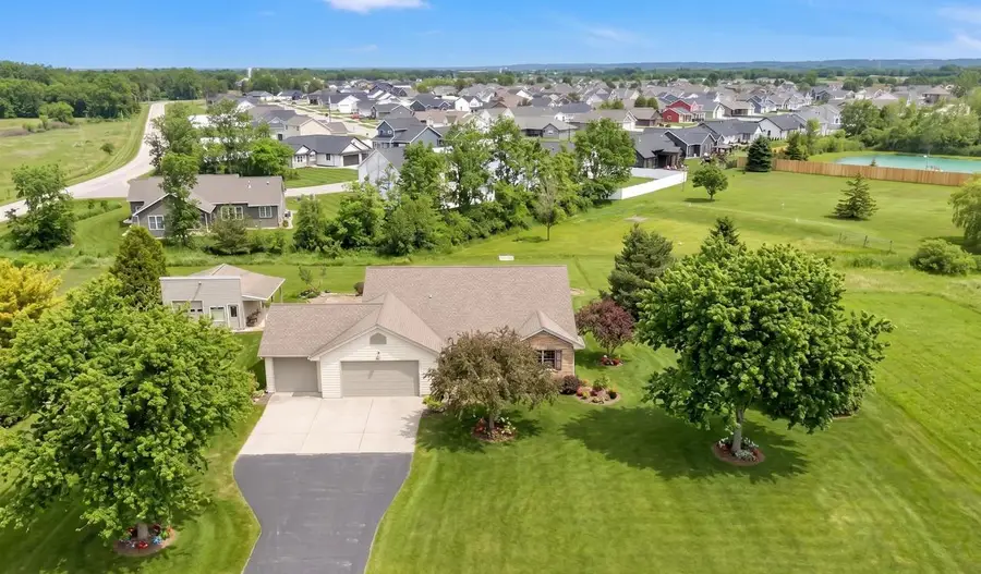 1072 TRABOH COURT, De Pere, WI 54115 - #2