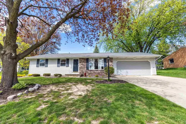 1404 CORMIER ROAD, Green Bay, WI 54311