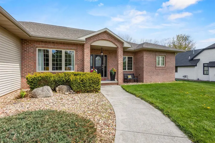 214 BROOKWOOD DRIVE, Hortonville, WI 54944 - #3
