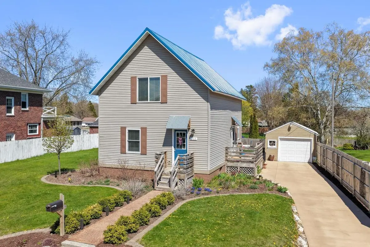710 1ST STREET, Kewaunee, WI 54216 - #1
