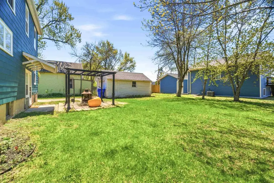 123 E HARRISON STREET, Appleton, WI 54915 - #3