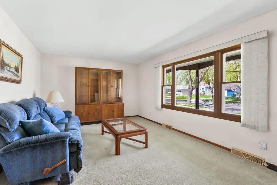 560 THOMAS STREET, Fond Du Lac, WI 54935 - #3