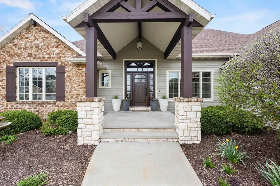 3508 W WARNER ESTATES DRIVE, Appleton, WI 54913 - #3