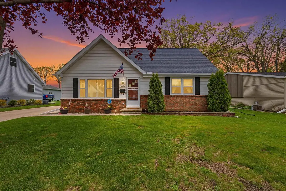 136 CLINTON STREET, North Fond Du Lac, WI 54937 - #1