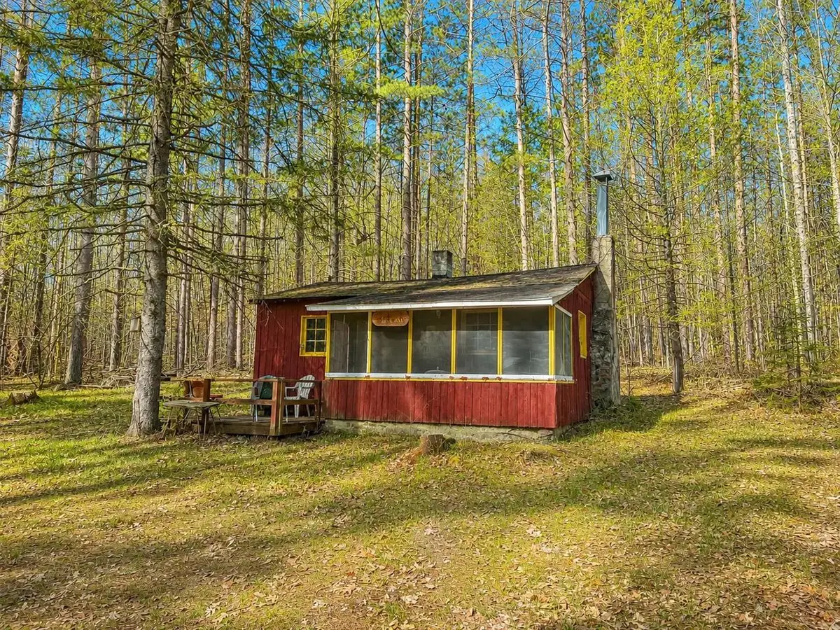 N17069 SPANGENBERG ROAD, Pembine, WI 54156 - #1