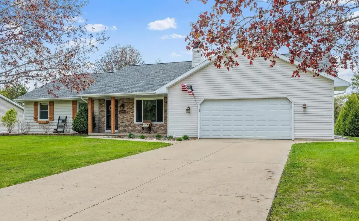 2067 ELVIRA WAY, Green Bay, WI 54313 - #1