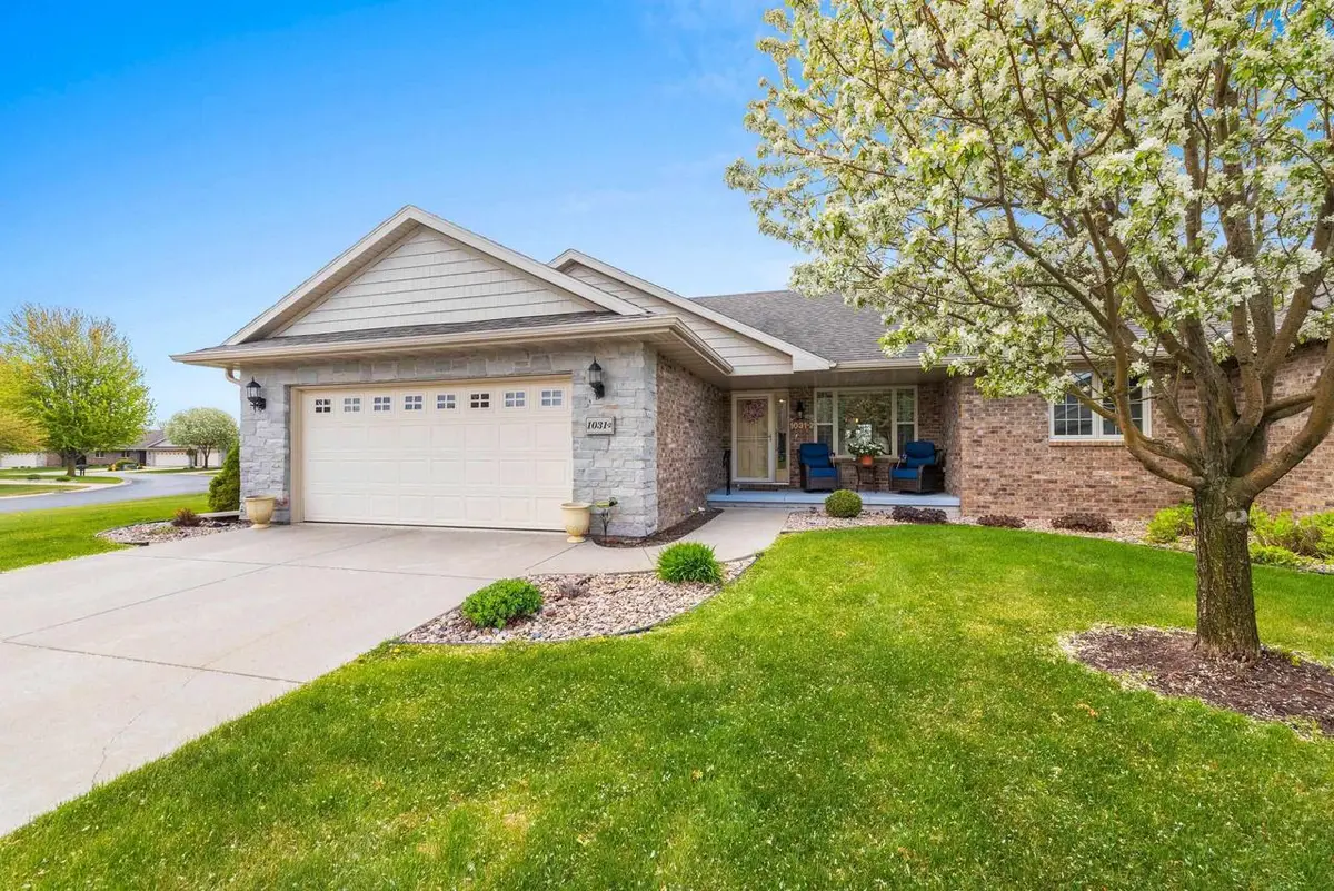 1031 MISTY MEADOW CIRCLE, De Pere, WI 54115 - #1