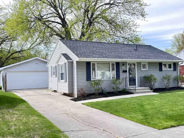 1740 13TH AVENUE, Green Bay, WI 54304