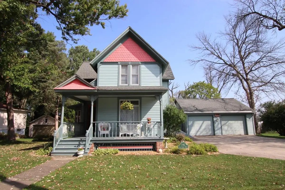 542 HILL STREET, Green Lake, WI 54941 - #1