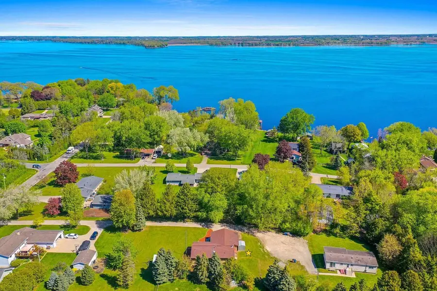 1842 N OAKWOOD ROAD, Oshkosh, WI 54904 - #3