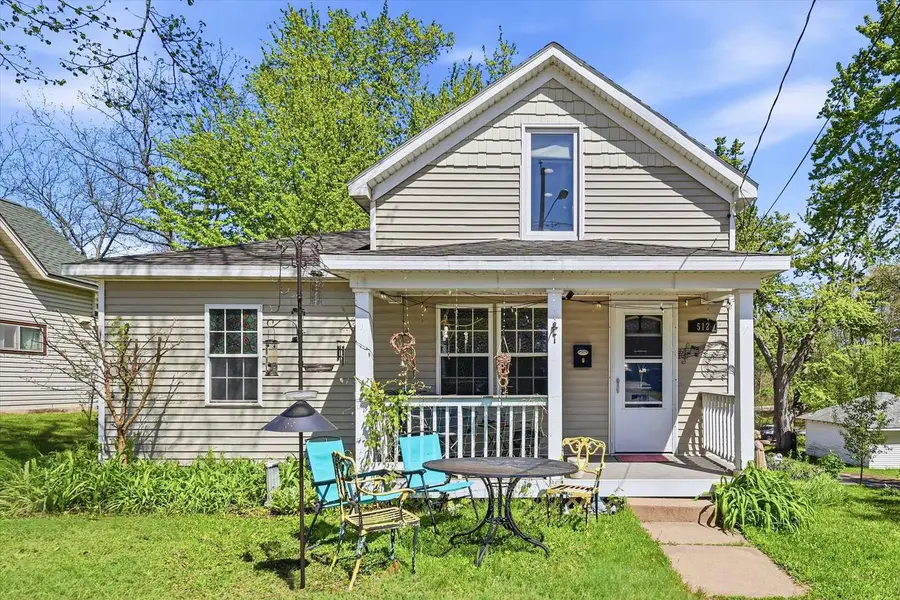 512 N FRANKLIN STREET, Waupaca, WI 54981 - #2