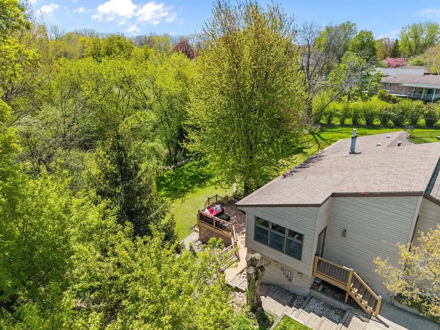 704 MILLER LANE COURT, Kaukauna, WI 54130 - #3