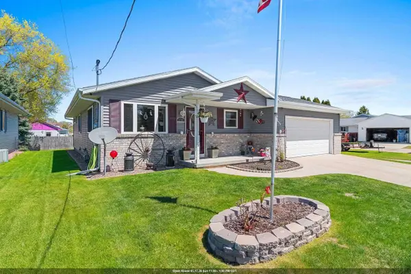 3722 MACKERT STREET, Manitowoc, WI 54220