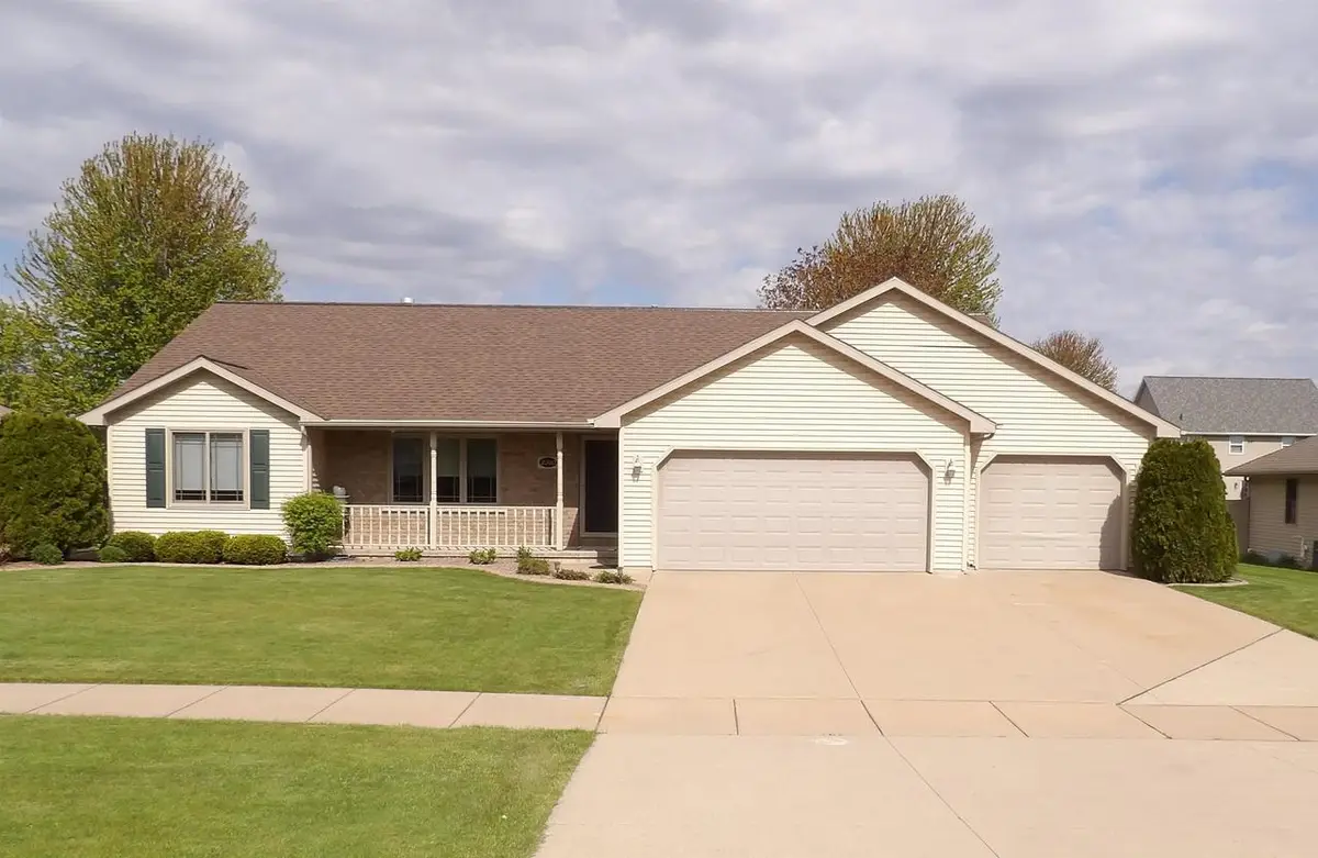 2360 LOST DAUPHIN ROAD, De Pere, WI 54115 - #1