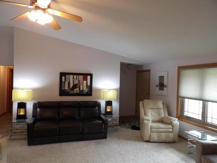 2360 LOST DAUPHIN ROAD, De Pere, WI 54115 - #3
