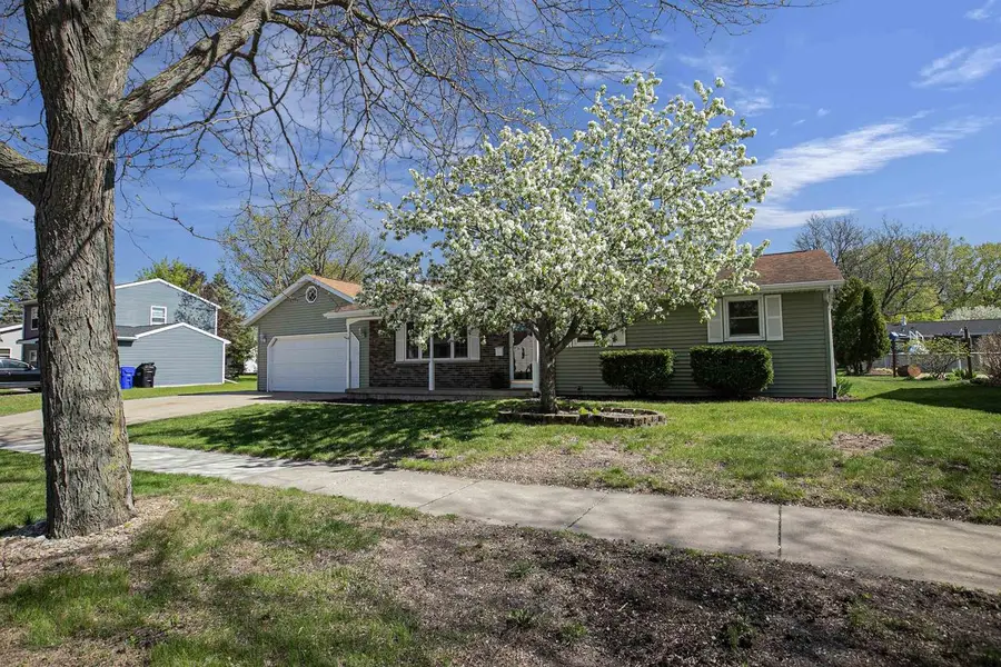 1625 E SYLVAN AVENUE, Appleton, WI 54915 - #3