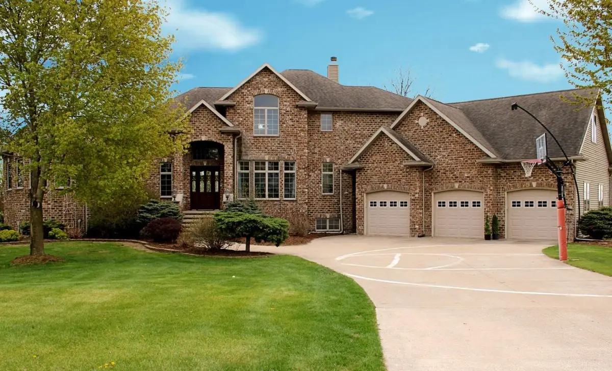 3463 GRAND MEADOWS CROSSING, Neenah, WI 54956 - #1