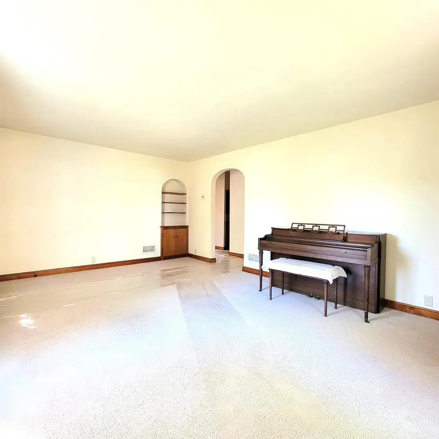 1340 W SPRING STREET, Appleton, WI 54914 - #3