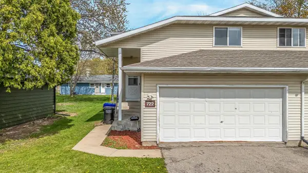 722 N HOWTHORNE DRIVE, Appleton, WI 54915