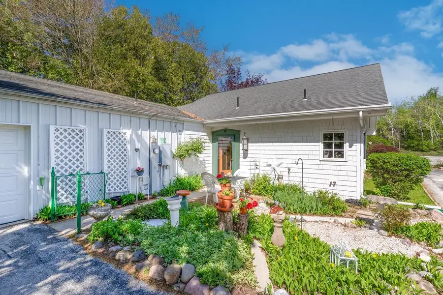 612 N MAIN STREET, Oconto Falls, WI 54154 - #3