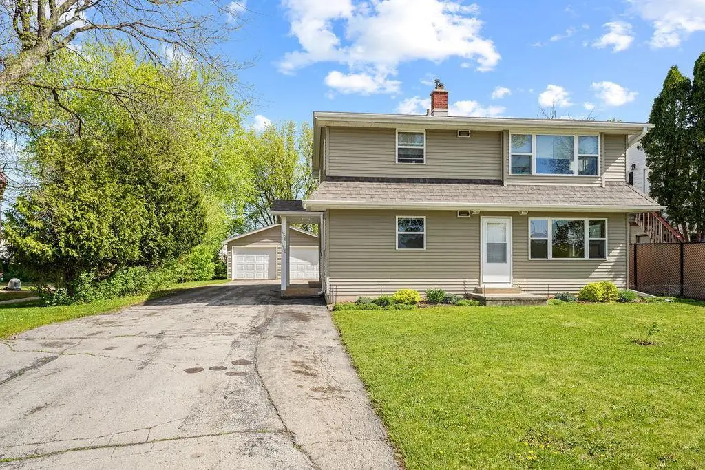 1906 W PINE STREET, Appleton, WI 54914 - #1