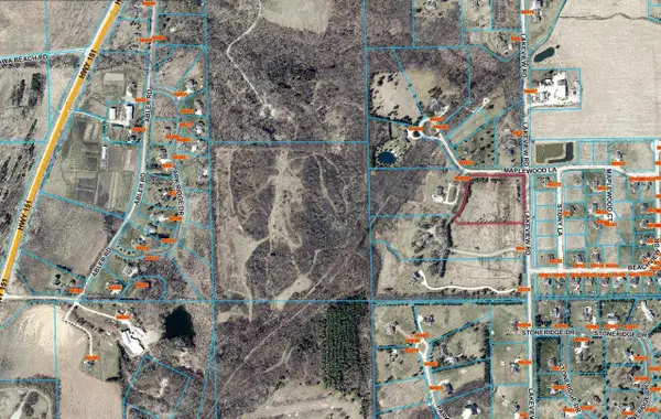 MAPLEWOOD LANE, Fond Du Lac, WI 54935