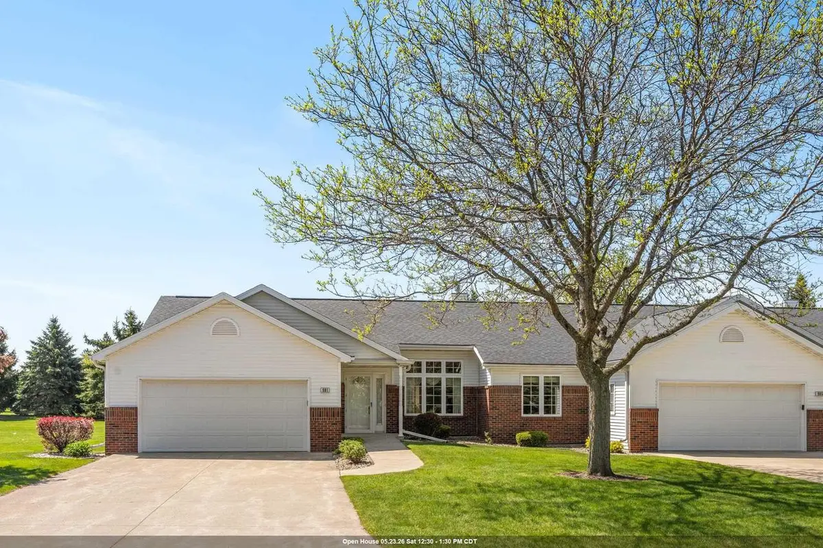 901 W BENT OAK LANE, Appleton, WI 54914 - #1