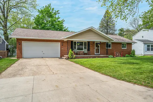 127 N HUMPHREY CIRCLE, Shawano, WI 54166