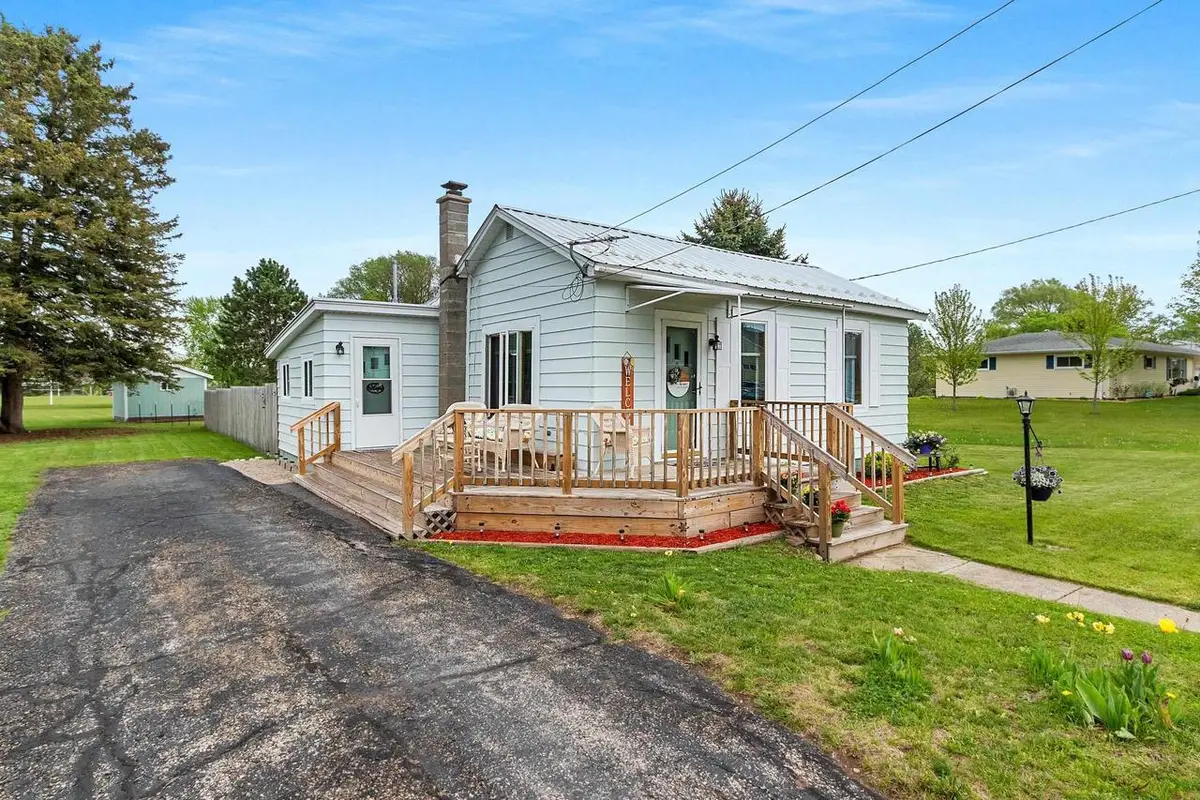1022 MCDONALD STREET, Oconto, WI 54153 - #1