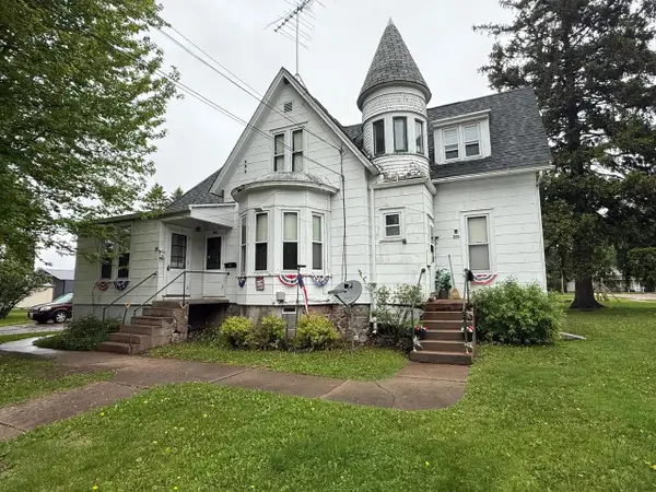 84 PEARL STREET, Clintonville, WI 54929